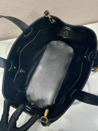 Picture of Prada Handbags _SKUfw181469230fw